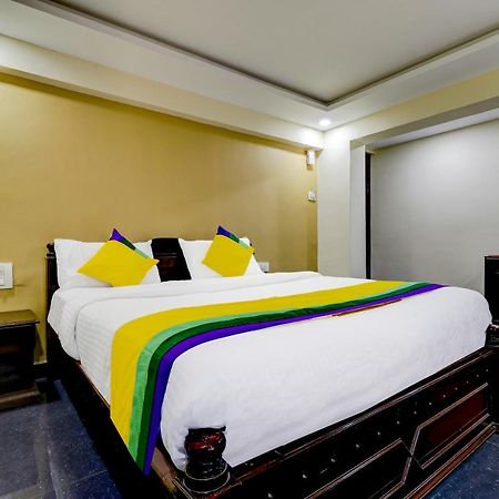 Itsy By Treebo - Hill View Hotel Madikeri Eksteriør billede